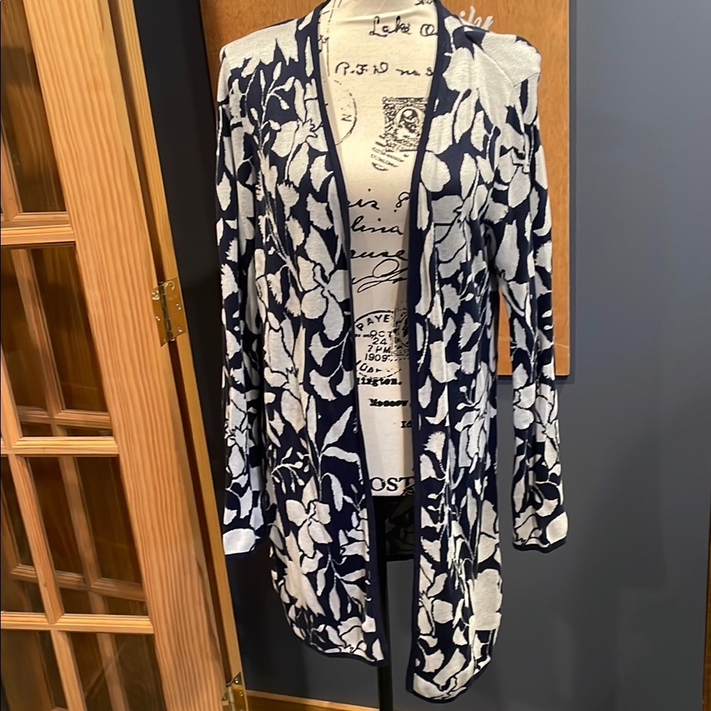 Blue Floral Cardigan Sz L NWOT